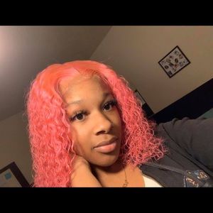 Meet your Posher, Anaka